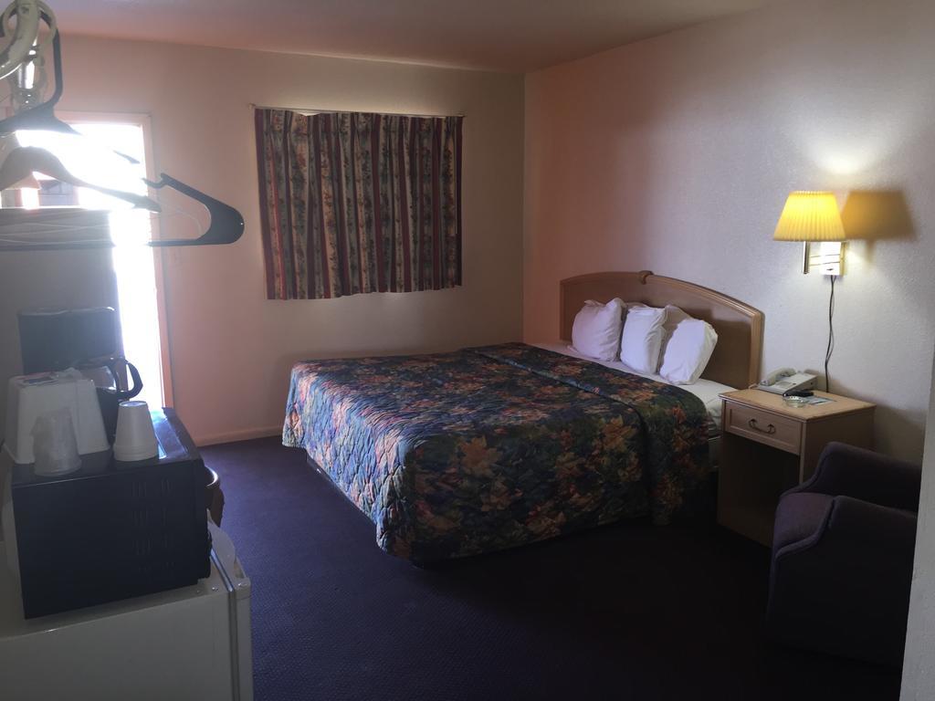 Avalon Motel Early Zewnętrze zdjęcie