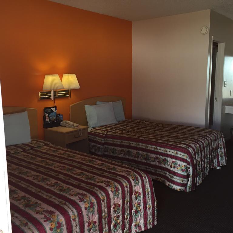Avalon Motel Early Zewnętrze zdjęcie